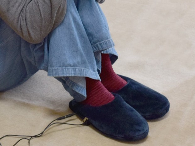 今年もまた登場 Usb接続の足元あったかグッズ2種がサンコーから エルミタージュ秋葉原