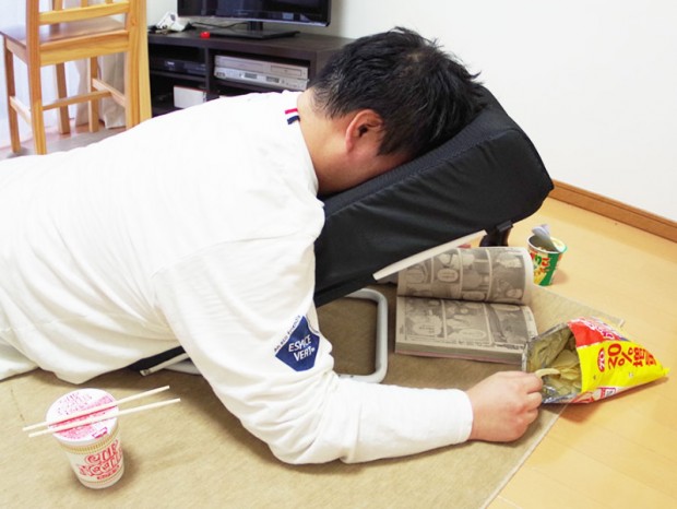 至福のスタイル、サンコー「ぐうたらゼログラビティ『うつぶせ寝クッション0』」
