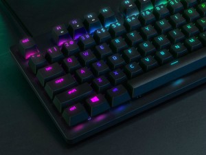 razer-huntsman-te_1024x768c