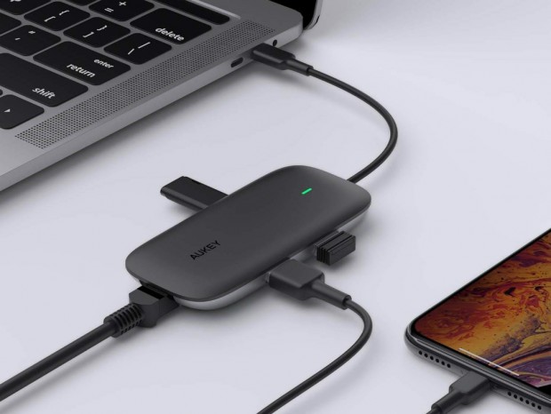 ギガビット有線LAN機能を搭載するType-C USBハブ、AUKEY「CB-C74」