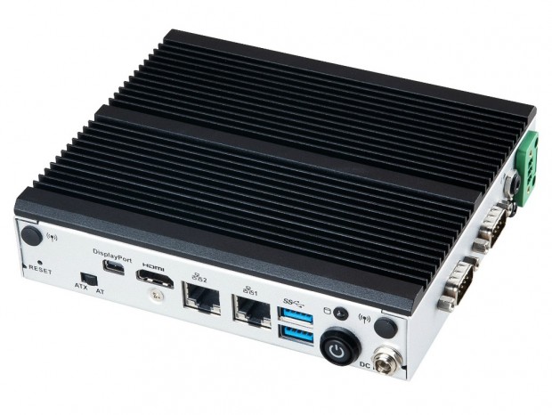 MSI、ファンレス筐体採用の小型エッジコンピューター「MS-9A97」