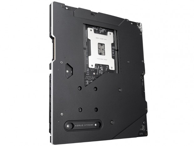 GIGABYTE、第3世代Ryzen Threadripper対応マザー「TRX40 AORUS XTREME」など4種