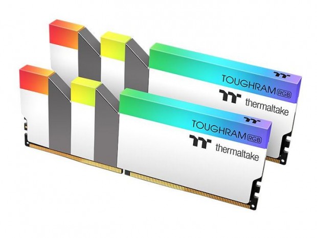 Thermaltake、Intel Z490/AMD X570両対応の「TOUGHRAM RGB DDR4 4600MHz」