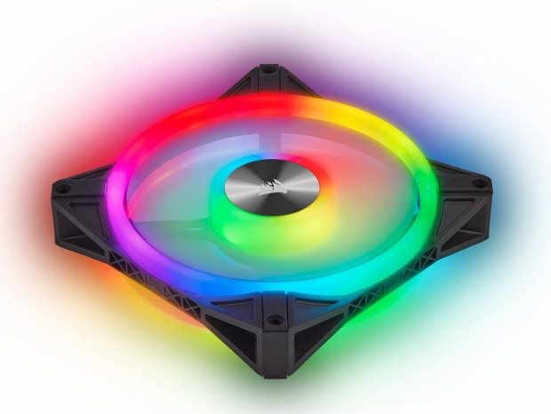 CORSAIR、全方位に鮮やか発光するアドレサブルRGBファン「iCUE QL RGB PWM fan」