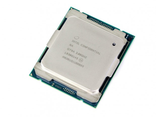 1,000ドルを切ったIntel最上位CPU「Core i9-10980XE」ファースト