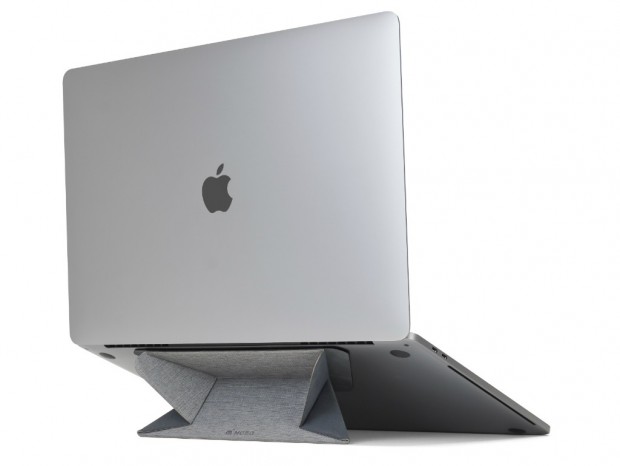 ノートPCに貼り付けて使う超薄型スタンド、アーキサイト「ORIGAMI STAND for Laptop」