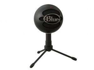Snowball iCE Matte Black 3qtr Right