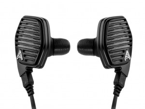 Audeze-i3-Ear-Clip_1024x768c