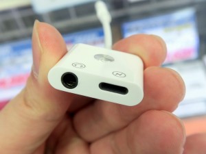 Lightning-Homebutton_1024x768e