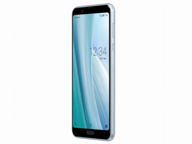 KDDI、迫力映像・音響が長時間楽しめる6インチスマホ「AQUOS sense3 plus サウンド」発売