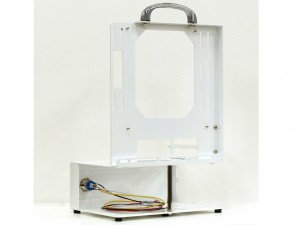 長尾製作所のオープンフレームMini-ITXケースに数量限定のホワイト