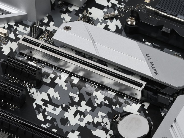 2019年売れに売れた、ミドルRyzen向けの最適解。ASRock「B450 Steel