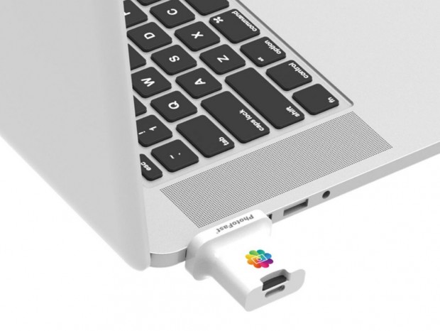 急速充電とバックアップが同時にできるmicroSDカードリーダーがPhotoFastから