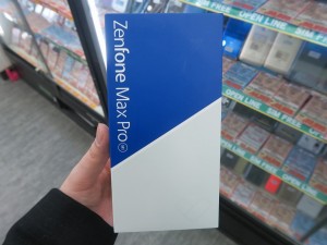 ZenFone_maxpro_m1_1024x768e