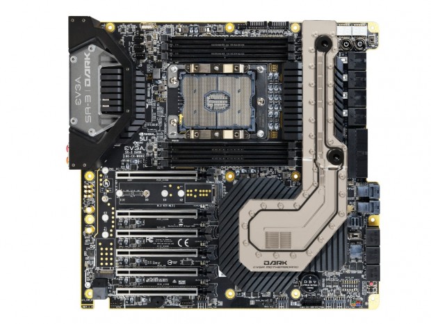 Xeon W-3175X対応のOC向けマザーボード、EVGA「SR-3-DARK」