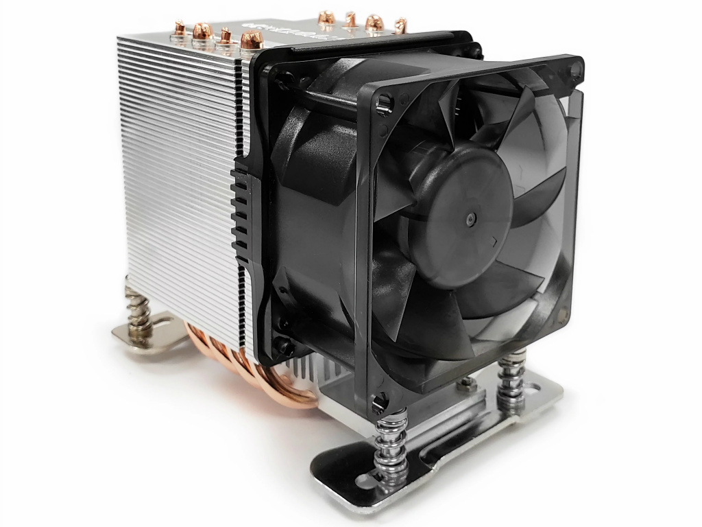 全高110mmのSocket SP3/TR4専用CPUクーラー、Dynatron「A35