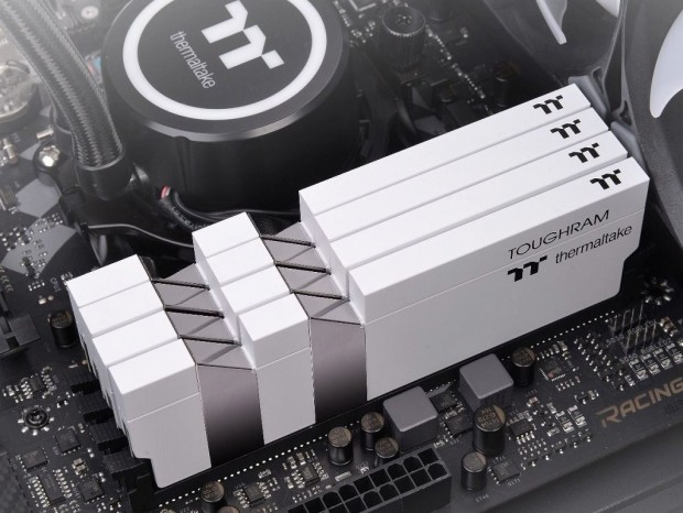 TOUGHRAM_Memory_White_1024x768c