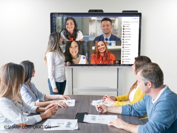業界初「Windows collaboration display」認証取得の70型4Kタッチ液晶がシャープから