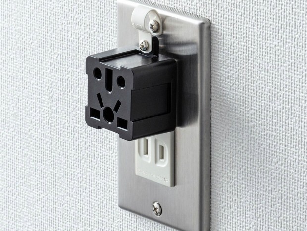 海外の電気機器を国内で使用できる変換アダプタ、サンワサプライ「TR-AD6」シリーズ