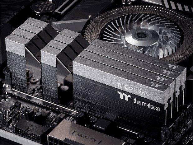 最高4,400MHzの高品質オーバークロックメモリ、Thermaltake「TOUGHRAM Memory」