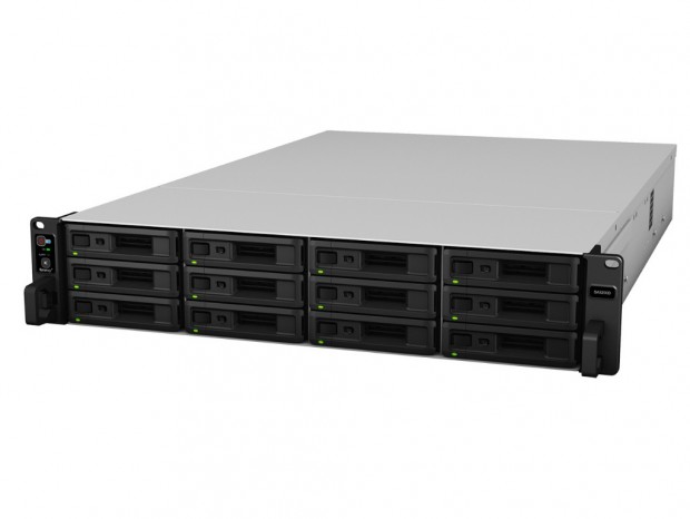 アクティブ/パッシブ構成対応の2Uストレージキット、Synology「SA3200D」