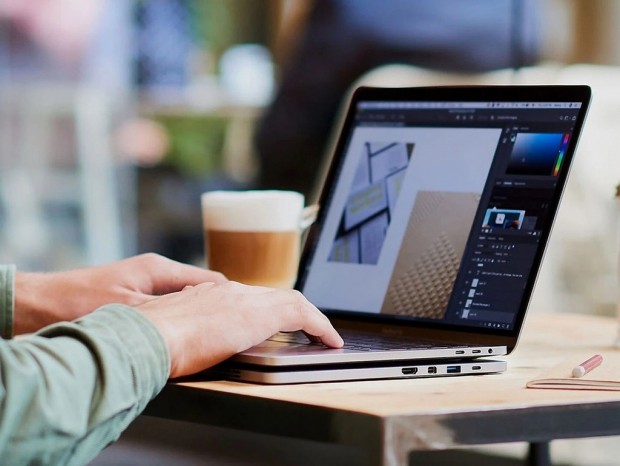 LINEDOCK13_1024x768c