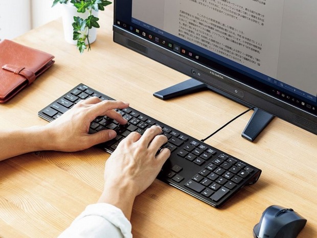 サンワサプライ、薄型フラットなパンタグラフ式フルキーボード2製品発売