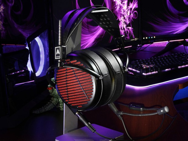AUDEZE、平面駆動のハイエンドゲーミングヘッドフォン「LCD-GX」
