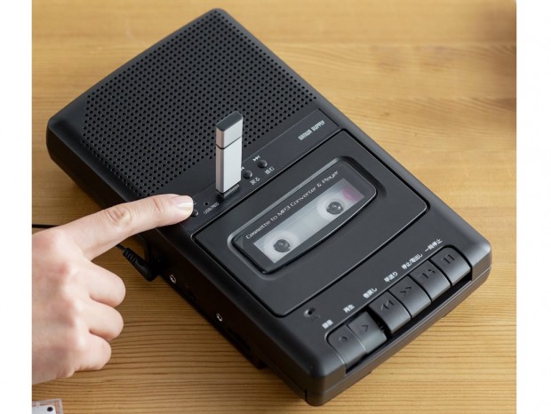 カセットテープをデジタル化できる変換プレーヤーがサンワダイレクトから
