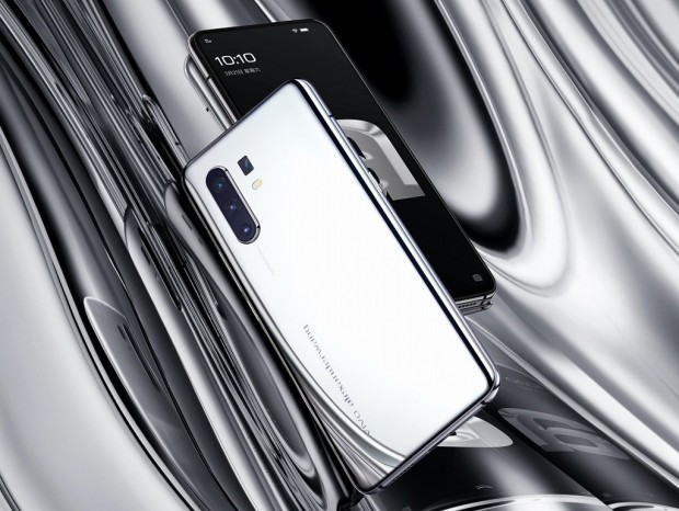 Vivo、Alexander Wangとコラボした5G対応の限定版スマホ「X30 Mirror Edition」発売