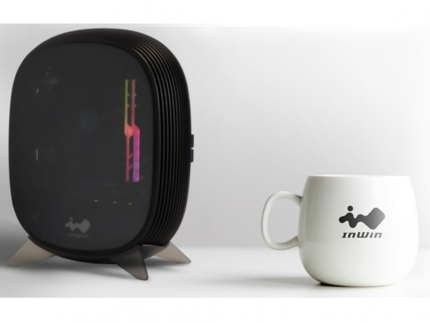 緩やかな曲線が美しい、強化ガラス採用の超軽量Mini-ITXケース、In Win「B1」