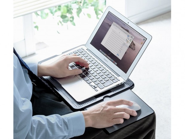 膝上が仕事場になる、マウスパッド付きノートPCテーブルがサンワダイレクトから