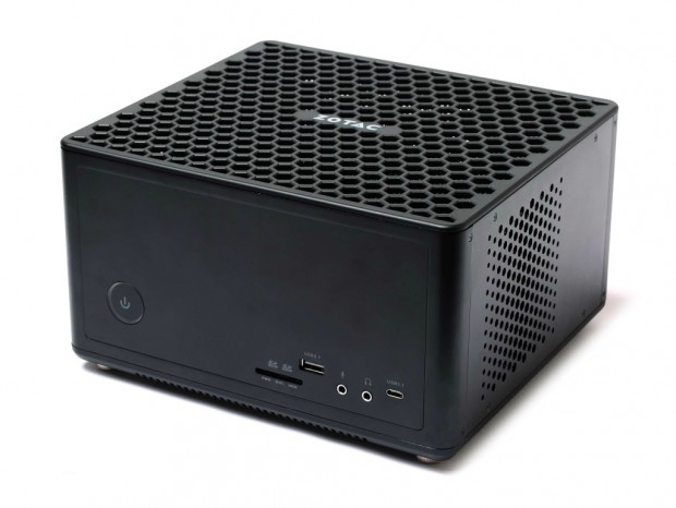 Xeon EとQuadro P5000標準の小型ワークステーション、ZOTAC「ZBOX QX3P5000」