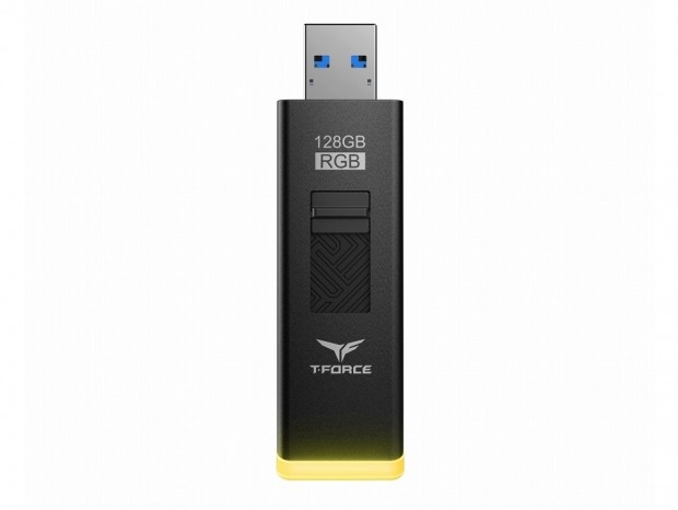 Team、残容量をイルミネーションで知らせてくれるUSBメモリ「SPARK RGB USB」