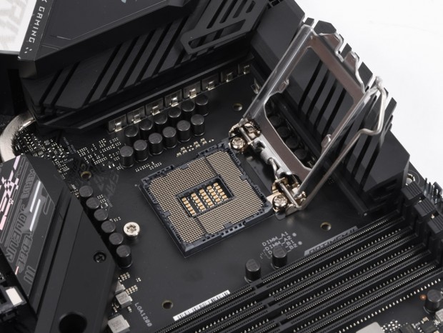 Intel Z490マザー”1番人気”最有力候補、ASUS「ROG STRIX Z490-F GAMING 