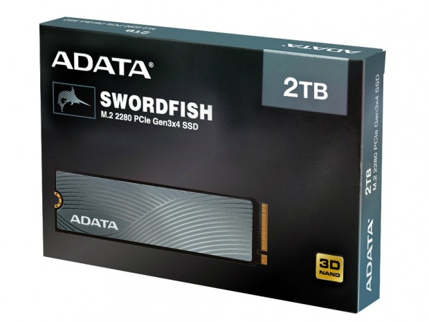 エッチング加工のアルミ製ヒートシンクを採用したNVMe M.2 SSD、ADATA「SWORDFISH」