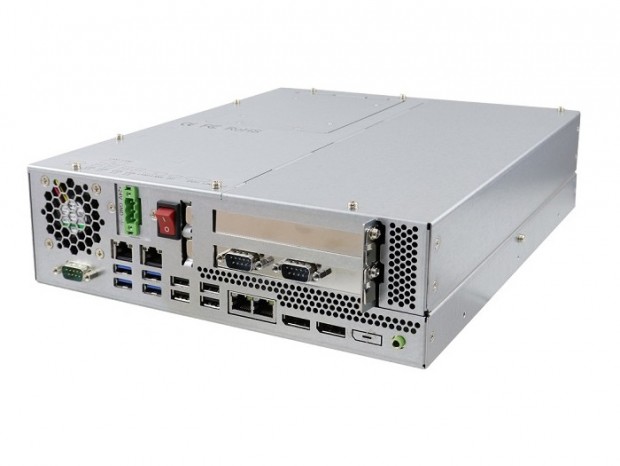 iBASE、クアッドギガビットLAN搭載の組み込み向け小型PC「AMS210」