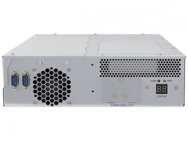 iBASE、クアッドギガビットLAN搭載の組み込み向け小型PC「AMS210」