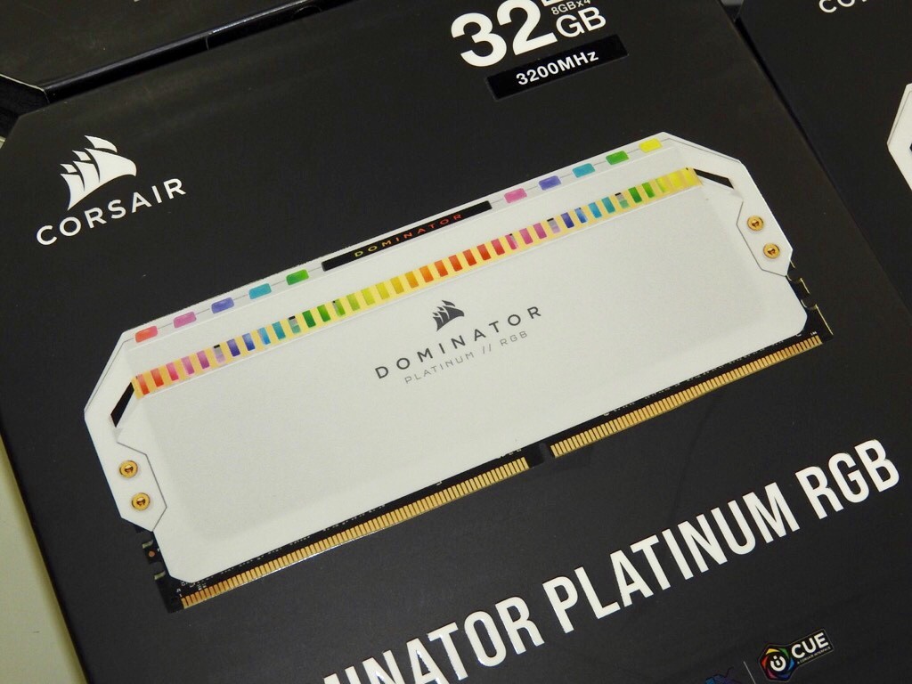 Dominator Plat Rgb White 1024x768aa エルミタージュ秋葉原