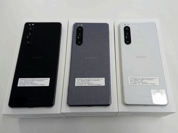 デジカメ級3眼カメラ搭載 ソニー最上位スマホ Xperia 1 Ii にデュアルsimの海外版 エルミタージュ秋葉原