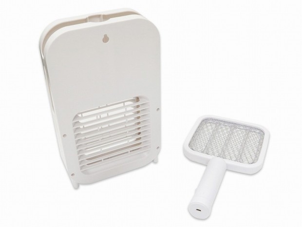 ムカつく蚊を誘蛾灯と電撃ラケットで撃退、「2in1害虫バスター」がサンコーから