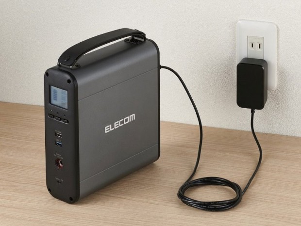 AC120W/DC12V出力にも対応する60,900mAhのポータブルバッテリがエレコムから