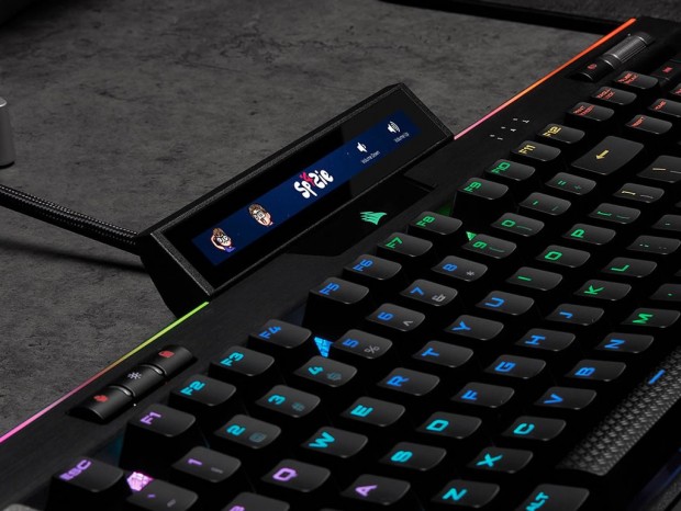 6つの仮想ボタンを備えた小型タッチディスプレイ、CORSAIR「iCUE NEXUS」国内発売