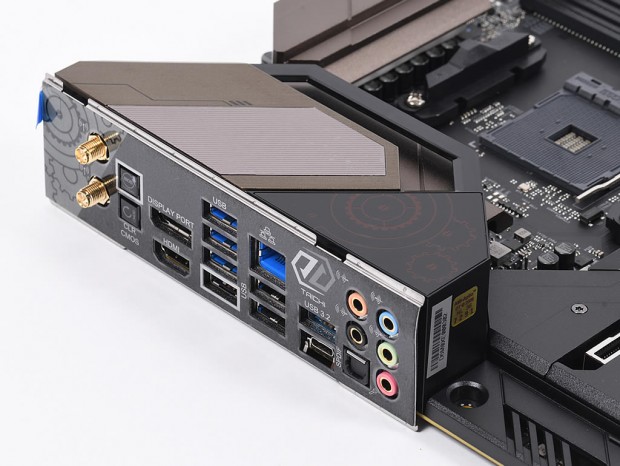 b550taichi_07_1024x768