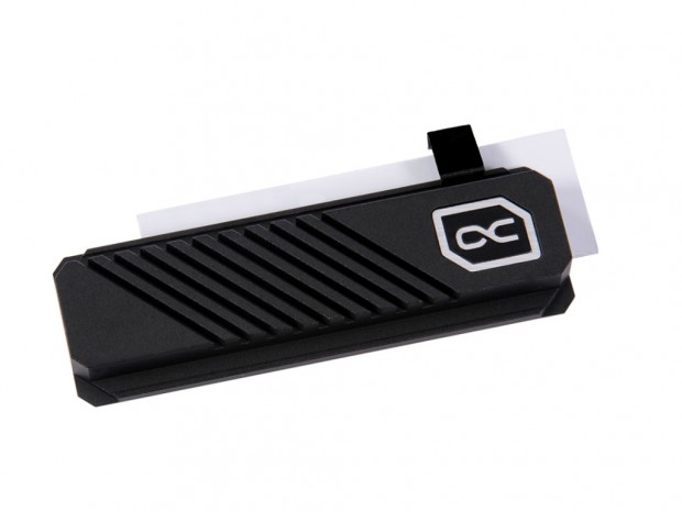 クリップ固定式の高性能M.2 SSDヒートシンク、Alphacool「HDX Pro Air」