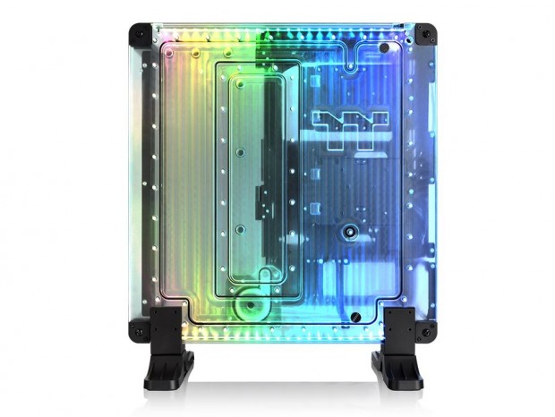 プレート状リザーバー採用のオープンフレーム型PCケース、Thermaltake「DistroCase 350P」
