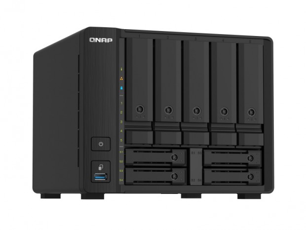 4ポートのマルチギガビットLANを搭載する小型9ベイNAS、QNAP「TS-932PX-4G」