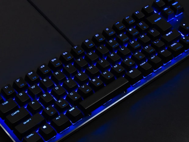 上海問屋、日本語73キー配列のメカニカルキーボードで快適タイピング