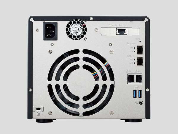 トリプル10G LANとクアッドコアCPUを搭載する5ベイNASがエレコムから