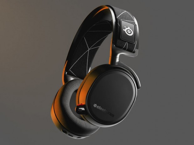 SteelSeries、2.4GHz無線とBluetooth両対応のワイヤレスヘッドセット「Arctis 9」